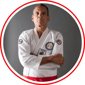 Relson Gracie Relson Gracie the 9th degree red belt grandmaster which is the 2nd highest belt in BJJ